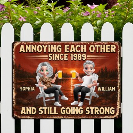 Funny Couple Garden Metal Sign